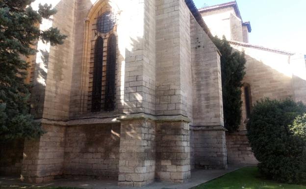 Adiós a las farolas y el cableado de las fachadas de la Real y Antigua de Gamonal