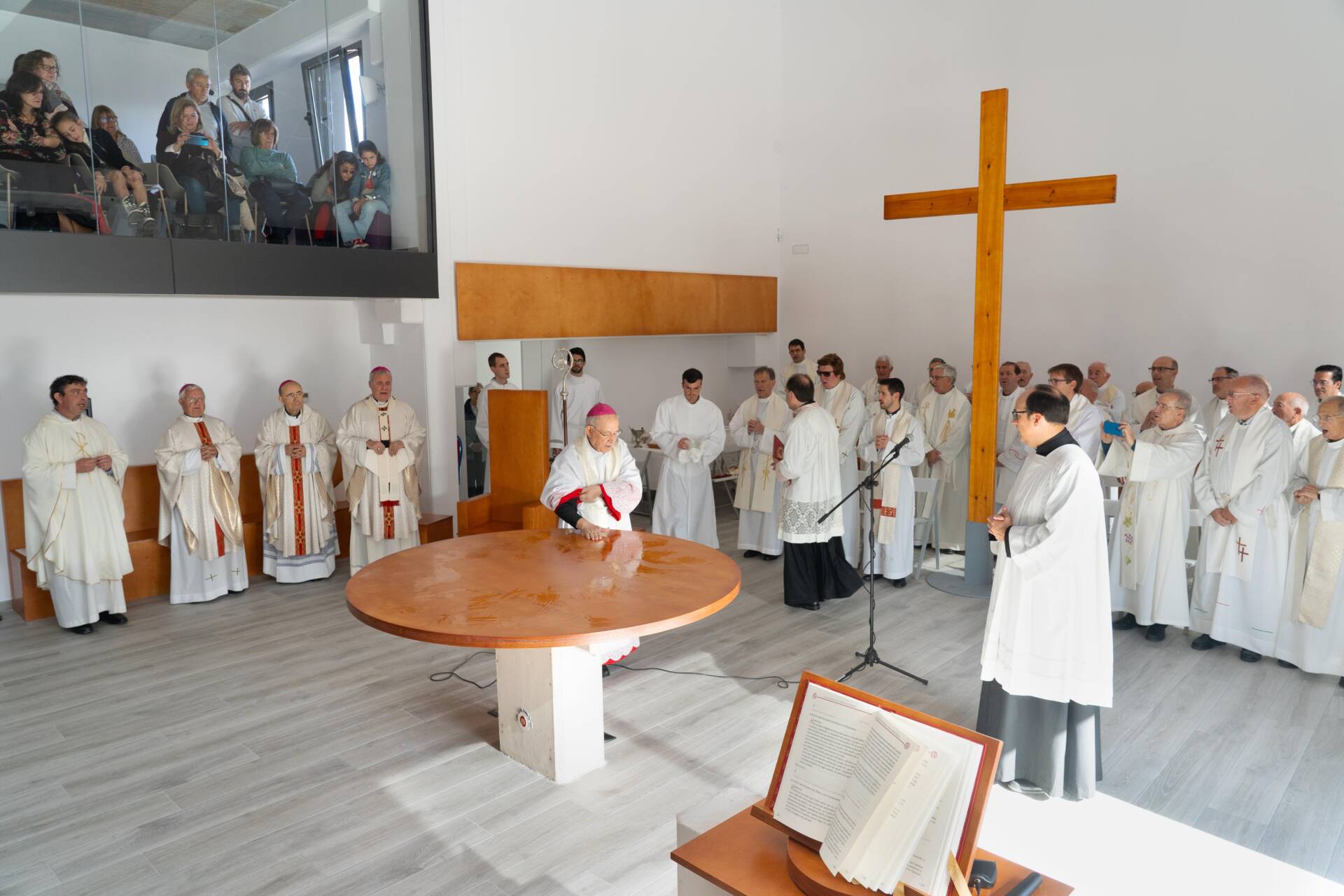 Fotos: Nueva parroquia de Juan Pablo II