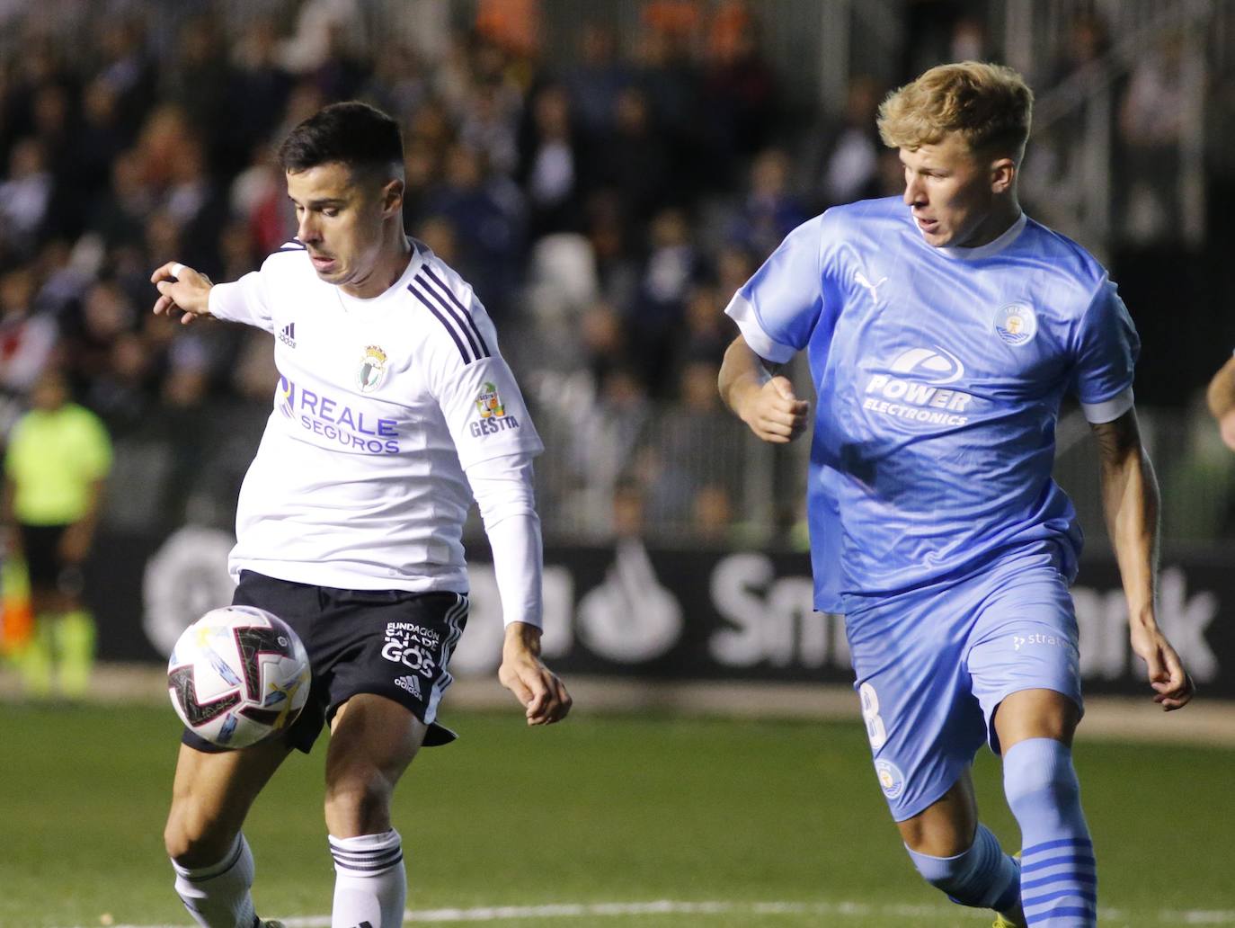 Imágenes de la victoria del Burgos CF ante la UD Ibiza este sábado en El Plantío