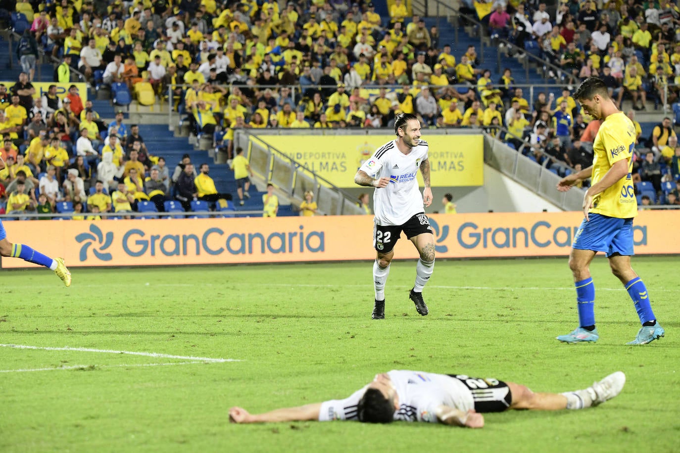 Imágenes de la victoria del Burgos CF ante Las Palmas (0-2) en el estadio de Gran Canaria