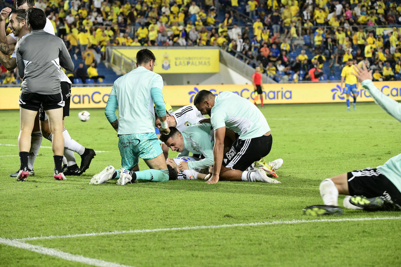 Imágenes de la victoria del Burgos CF ante Las Palmas (0-2) en el estadio de Gran Canaria