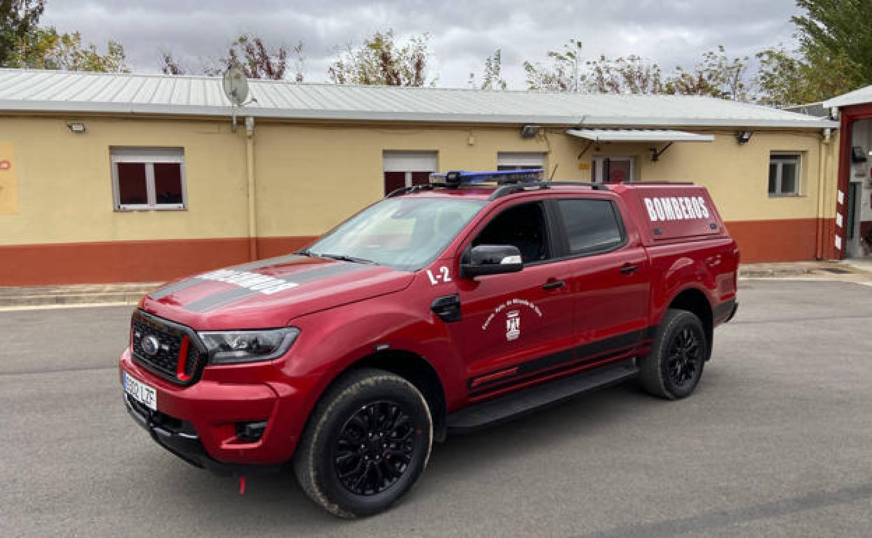 El vehículo ligero todoterreno pick up adquirido por Bomberos de Miranda. 