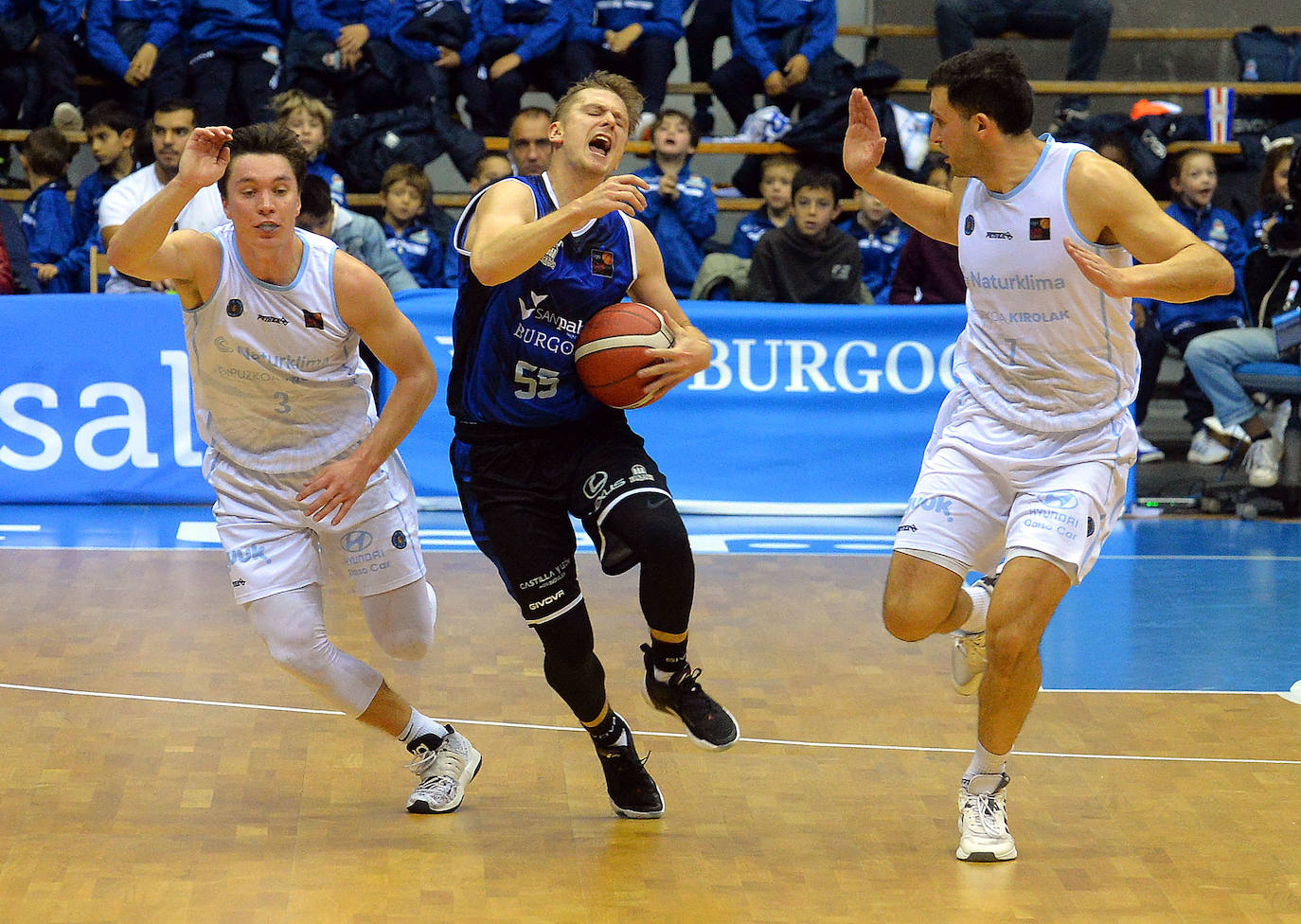 Fotos: Imágenes del partido entre el Hereda San Pablo Burgos y el Guuk Gipuzkoa Basket