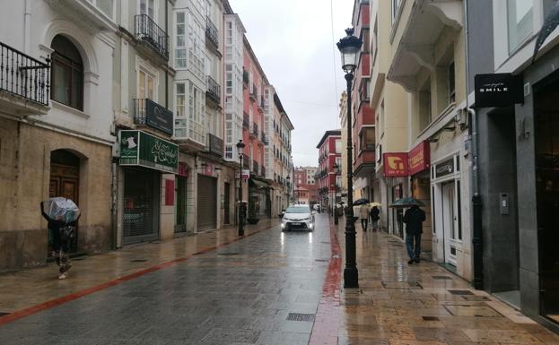 El lunes ha comenzado con lluvias en Burgos.