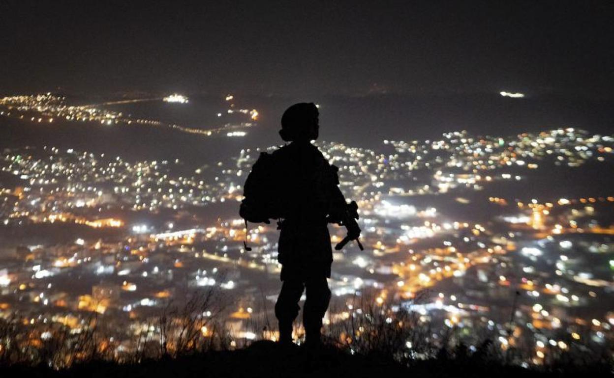 Un soldado israelí en la Cisjordania ocupada. 