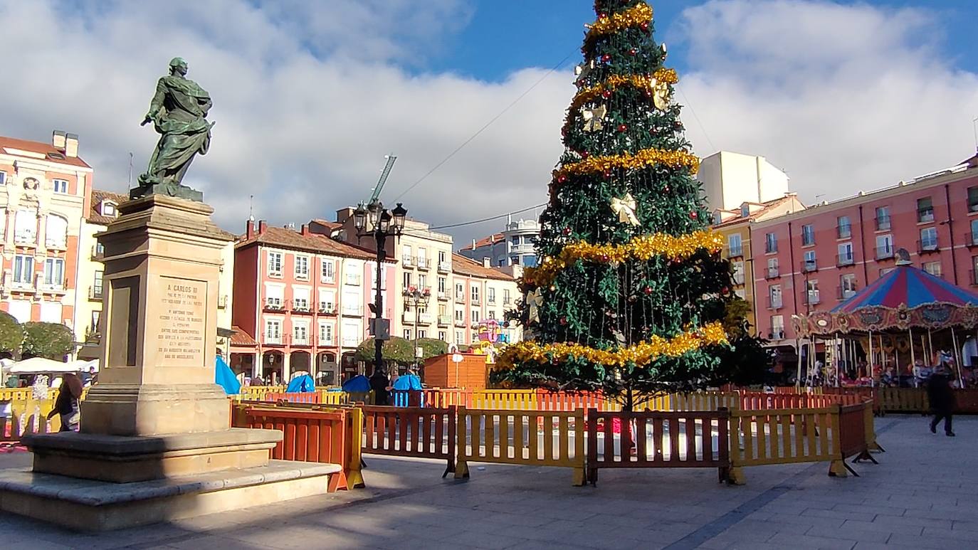 Fotos: Todo preparado en Burgos para recibir a la Navidad