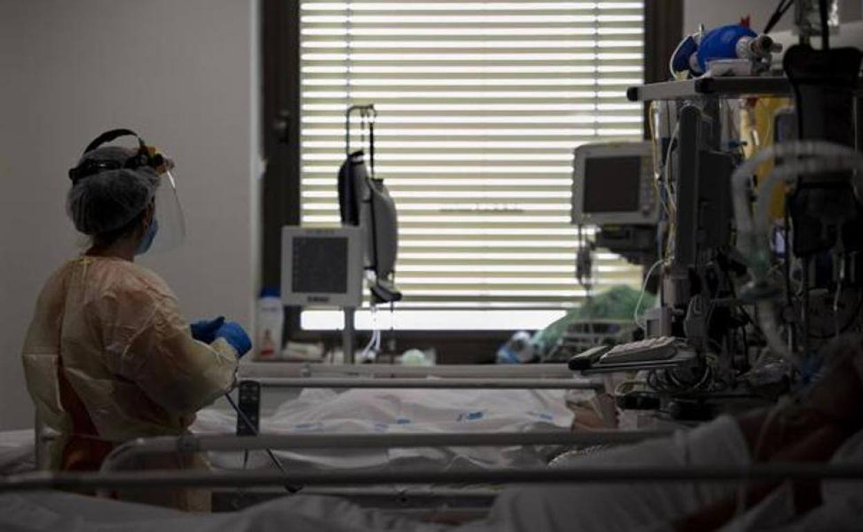 Paciente covid hospitalizado.