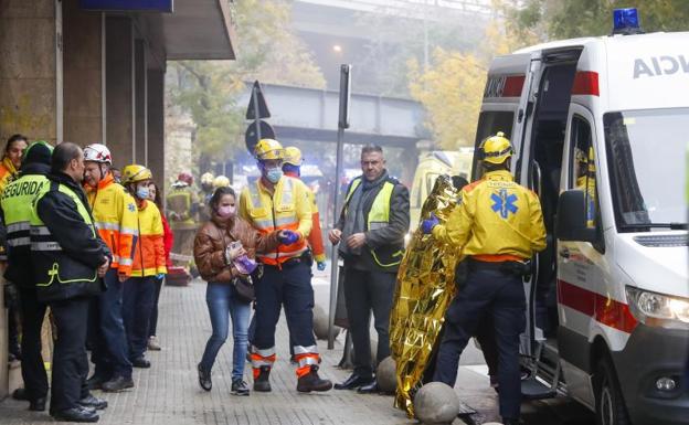 Imagen principal - Imágenes del accidente.