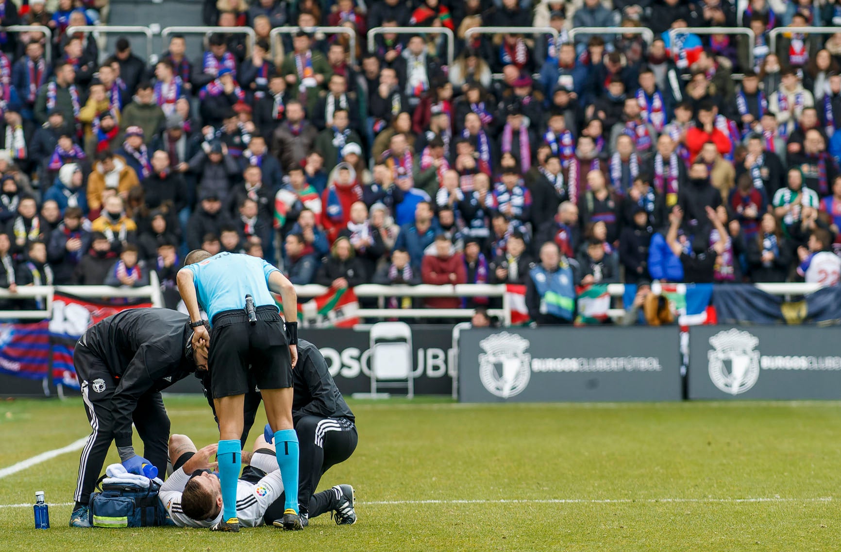 Fotos: El Burgos CF no puede con el Eibar que remonta y le deja sin liderato