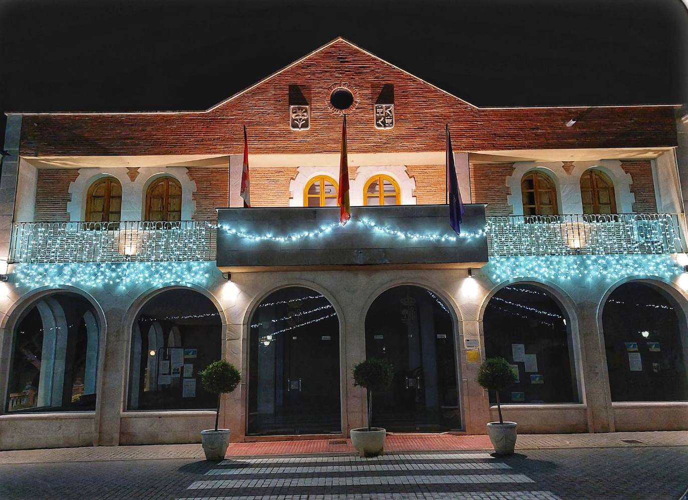 La decoración navideña de Fresnillo de las Dueñas, Gumiel de Izán y Peñaranda de Duero.