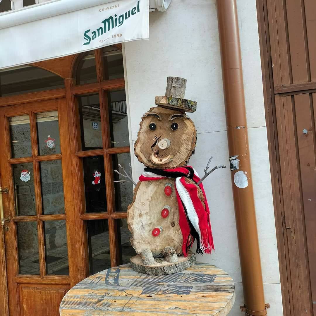 La decoración navideña de Fresnillo de las Dueñas, Gumiel de Izán y Peñaranda de Duero.