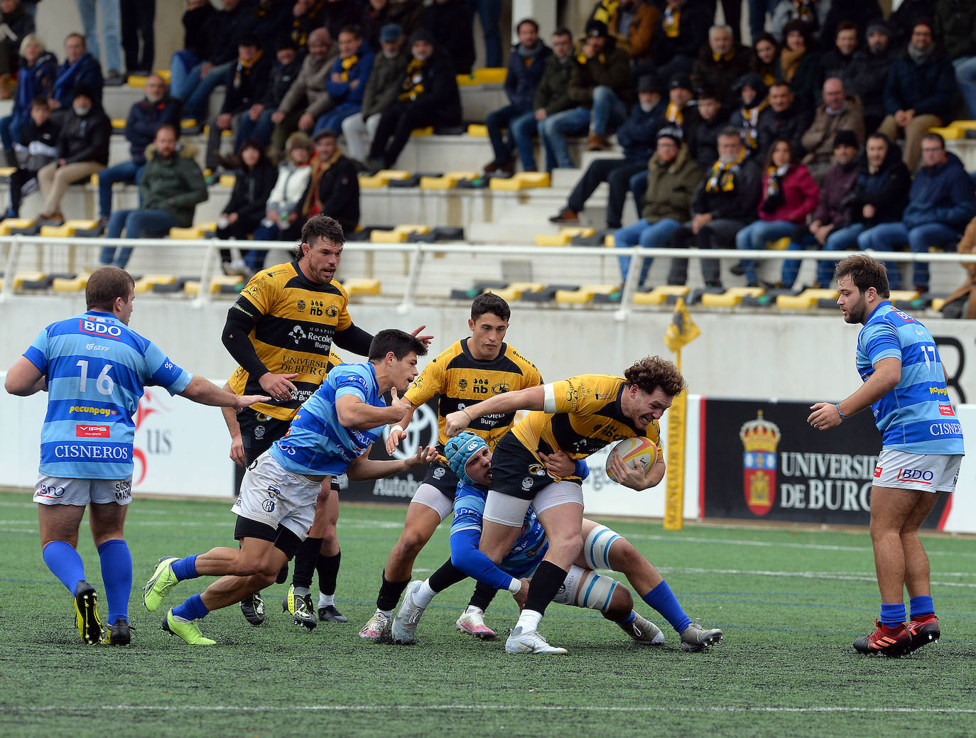 Imágenes de la victoria de Recoletas Burgos UBU ante Complutense Cisneros este domingo en San Amaro