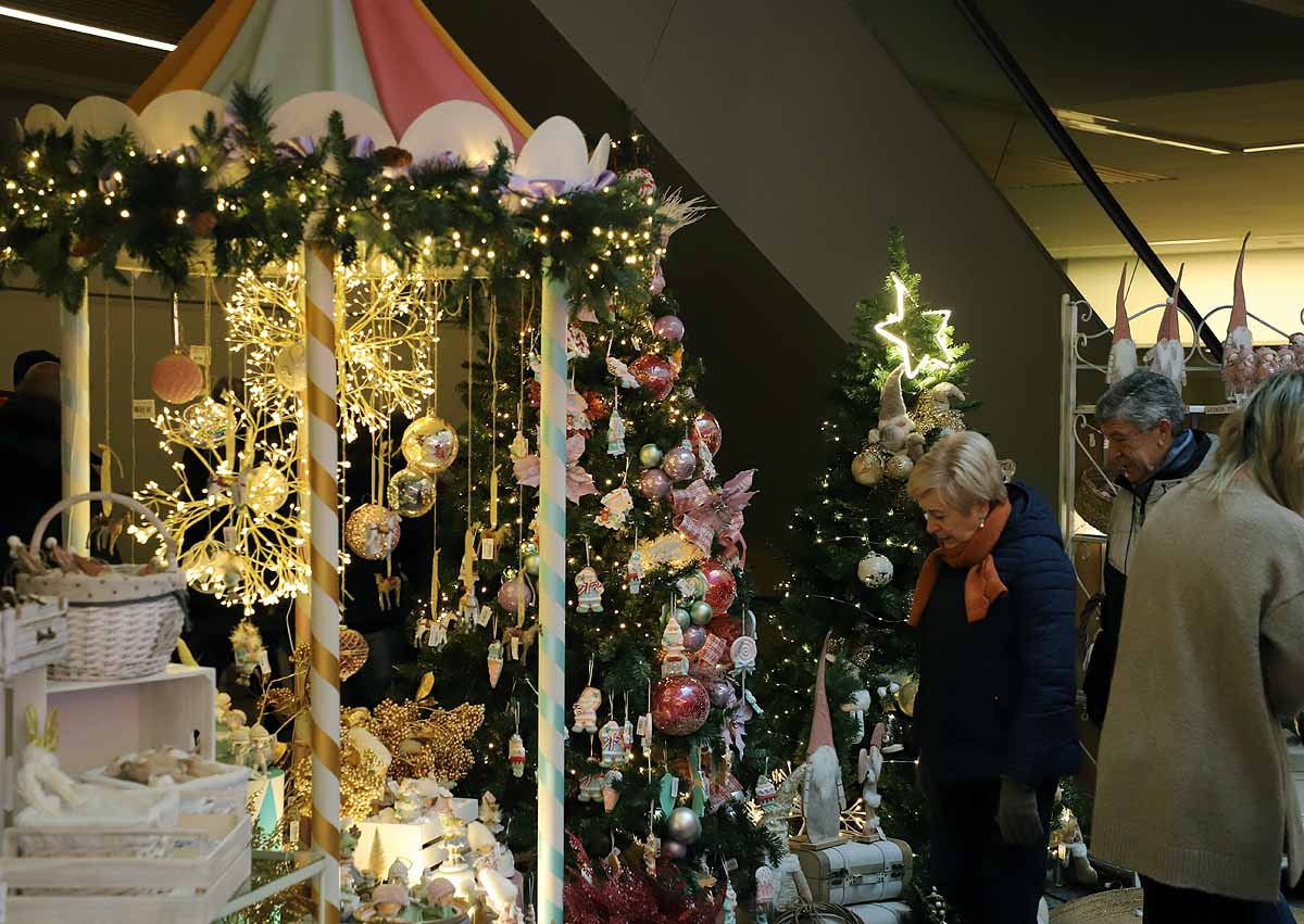 Fotos: La Feria de Navidad de los Floristas cierra con nota en Burgos