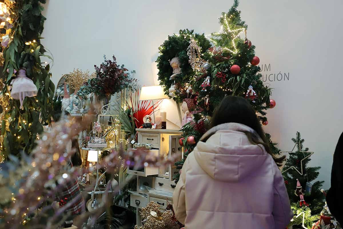 Fotos: La Feria de Navidad de los Floristas cierra con nota en Burgos