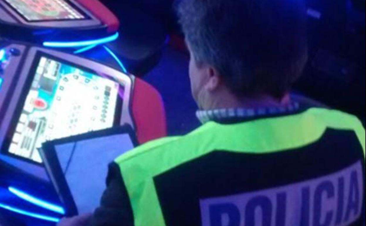 Sanción para un salón de juego en Burgos por permitir el acceso a menores de edad