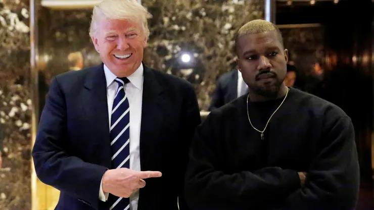 El magnate y Kanye West posan en 2016 en la Torre Trump de Nueva York