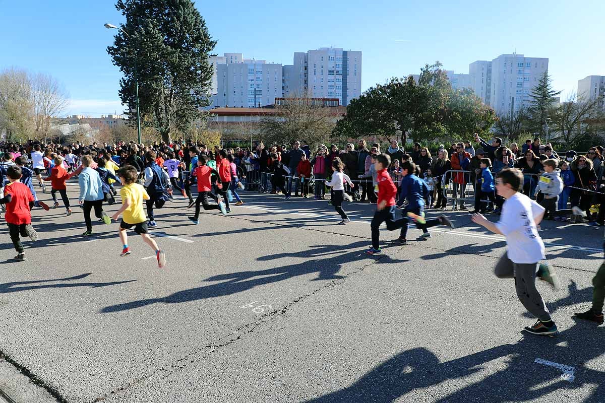 Fotos: Deportividad y gran participación en la San Silvestre infantil de Burgos