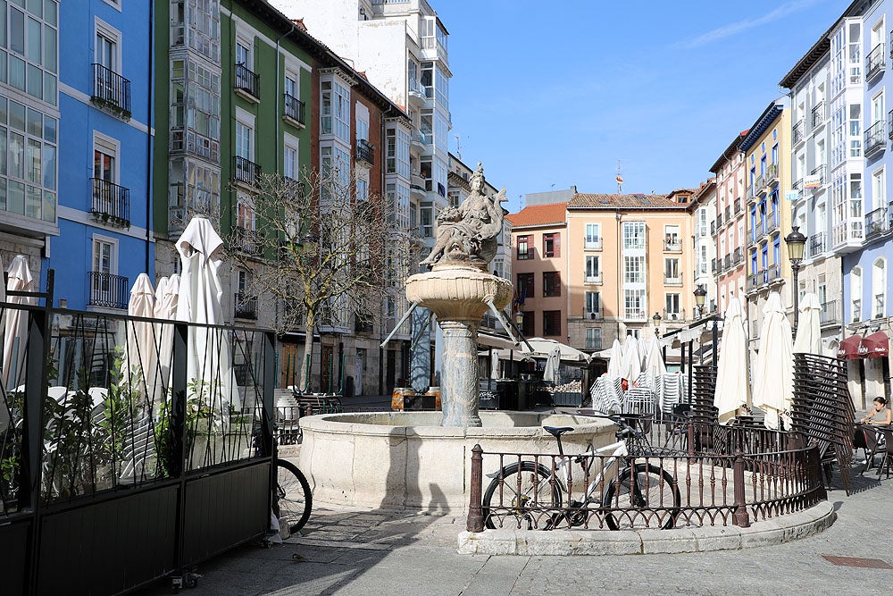 Burgos protege escaparates, fachadas e interiores de sus míticos comercios