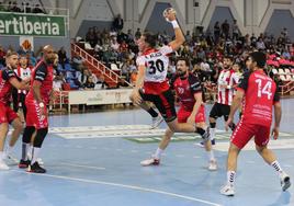 Derrota del UBU San Pabloo Burgos frente al BM Puerto Sagunto.