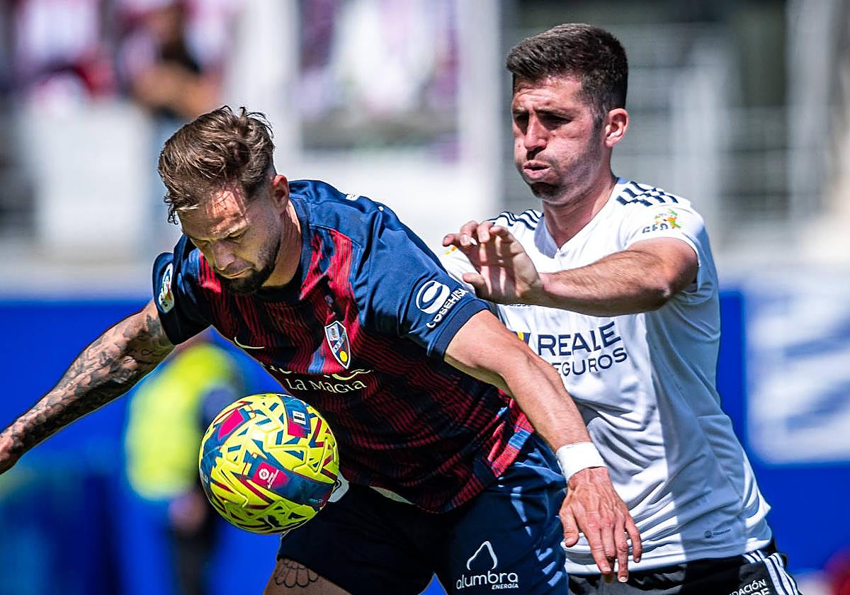 El Burgos fue incapaz de igualar la intensidad del Huesca.