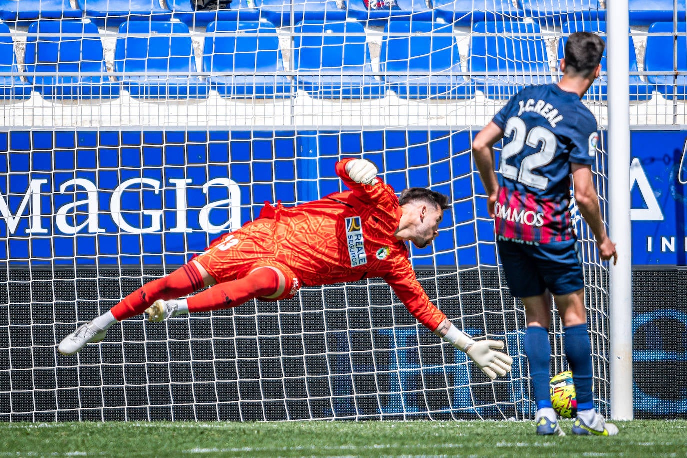 El Burgos cae derrotado ante el Huesca