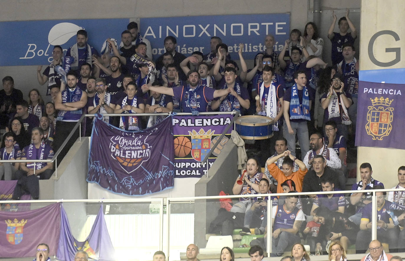 El San Pablo Burgos se lleva el derbi castellano ante el Zunder Palencia