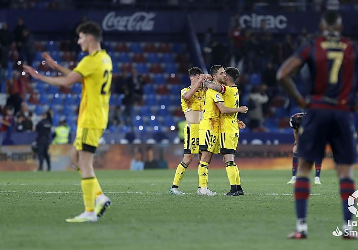 El Mirandés vence en Valencia.