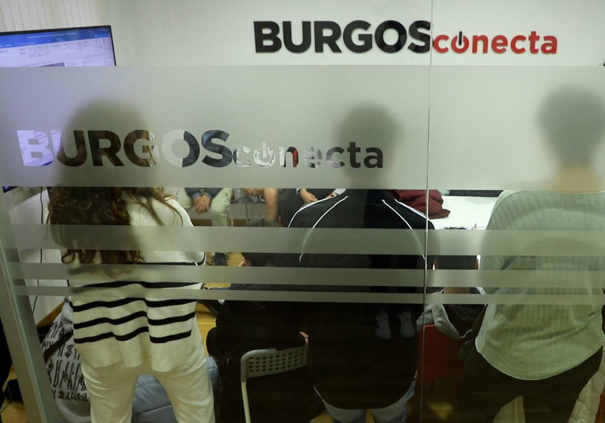 Los alumnos de 2ºD del colegio Liceo Castilla visitan BURGOSconecta