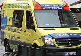 El hombre ha sido trasladado en ambulancia al HUBU.