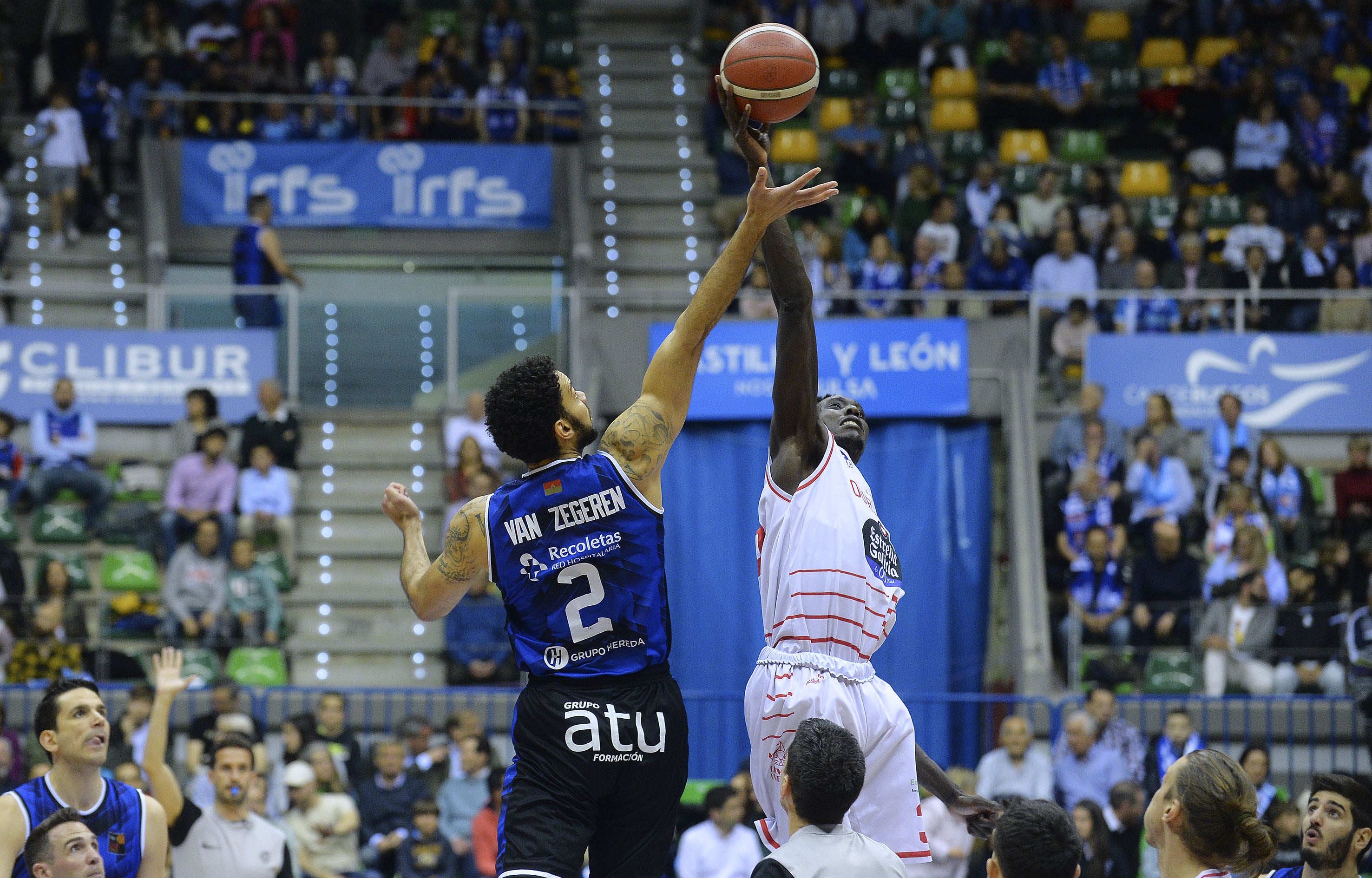 El San Pablo no da opciones al Club Ourense Baloncesto