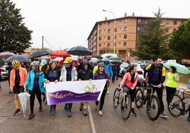 Marcha ciclista para reivindicar radioterapia en el hospital de Soria.