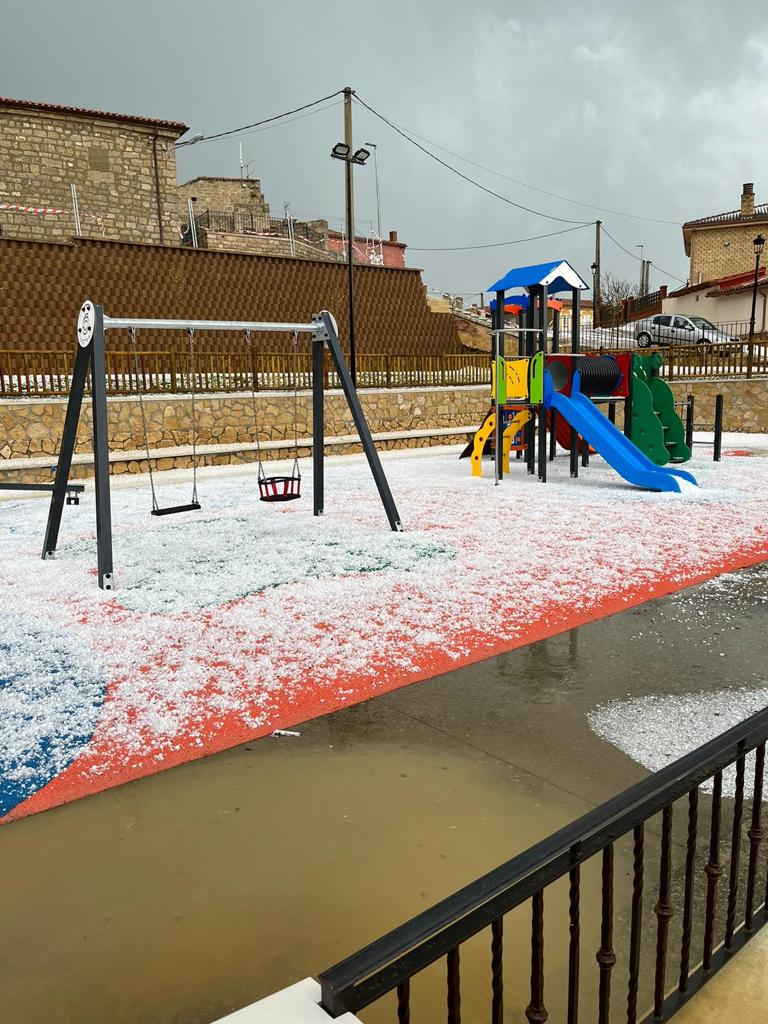 Los Balbases ha quedado destrozado tras la granizada