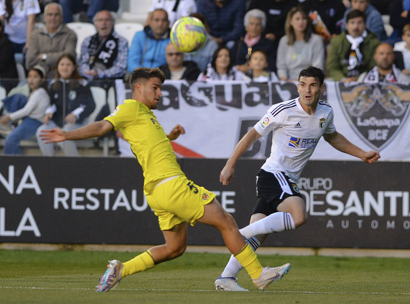 El Burgos se reencuentra con la victoria