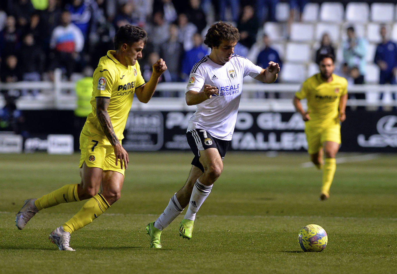 El Burgos se reencuentra con la victoria