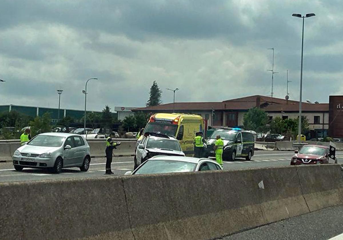 Uno de los accidentes ha ocurrido en la A-1 en Villagonzalo Pedernales.