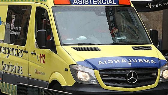 Un fallecido al salirse de la vía un turismo y chocar con una señal en la N-234