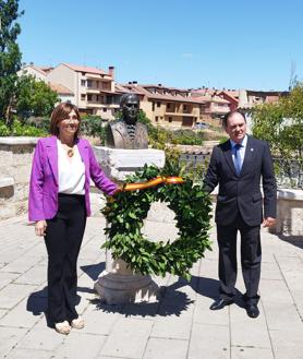 Imagen secundaria 2 - Homenaje al general Gutiérrez. 