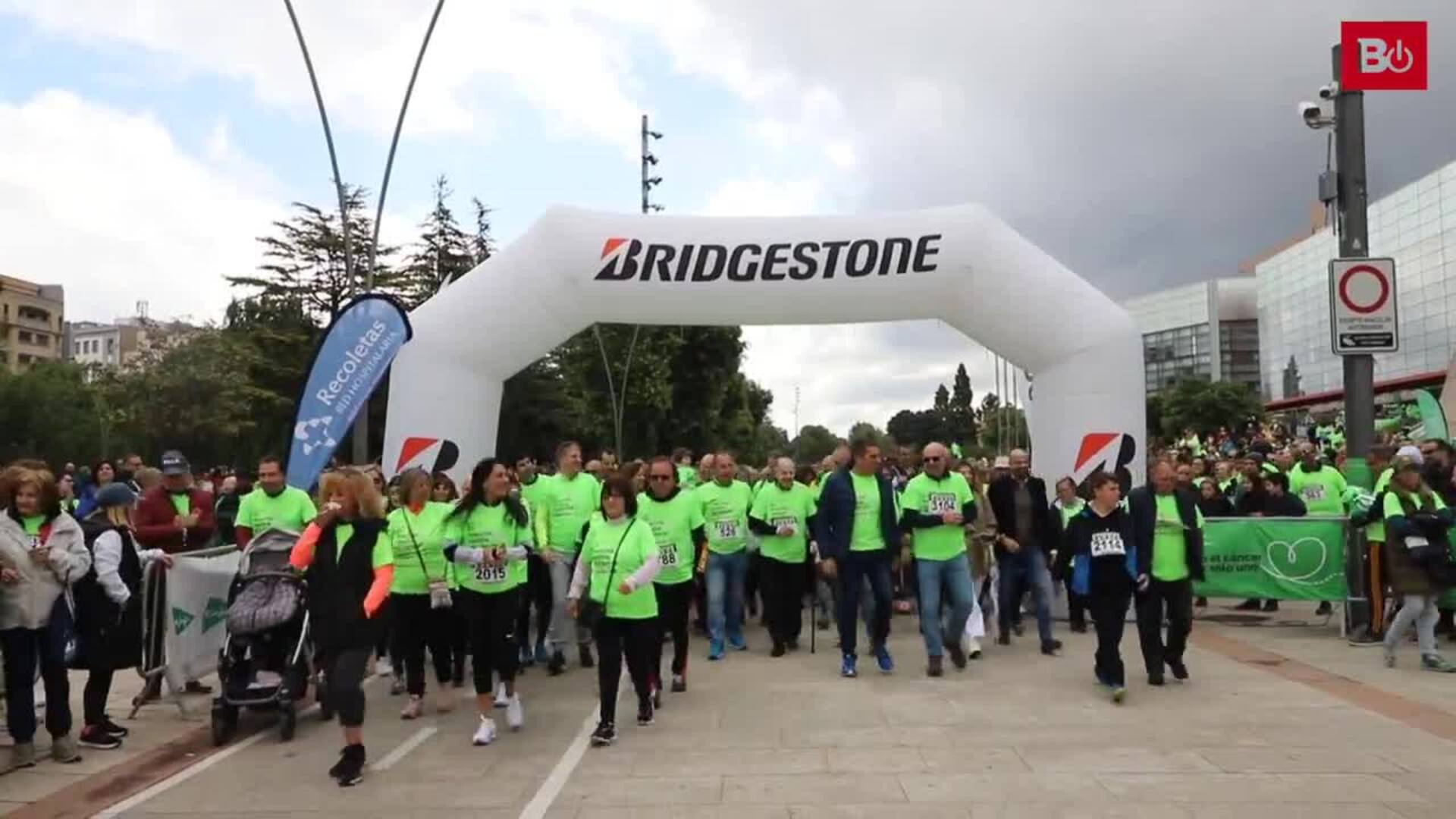 Más de 5.000 burgaleses marchan contra el cáncer