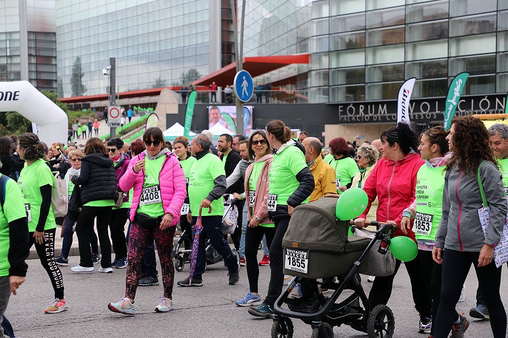 Más de 5.000 burgaleses marchan contra el cáncer