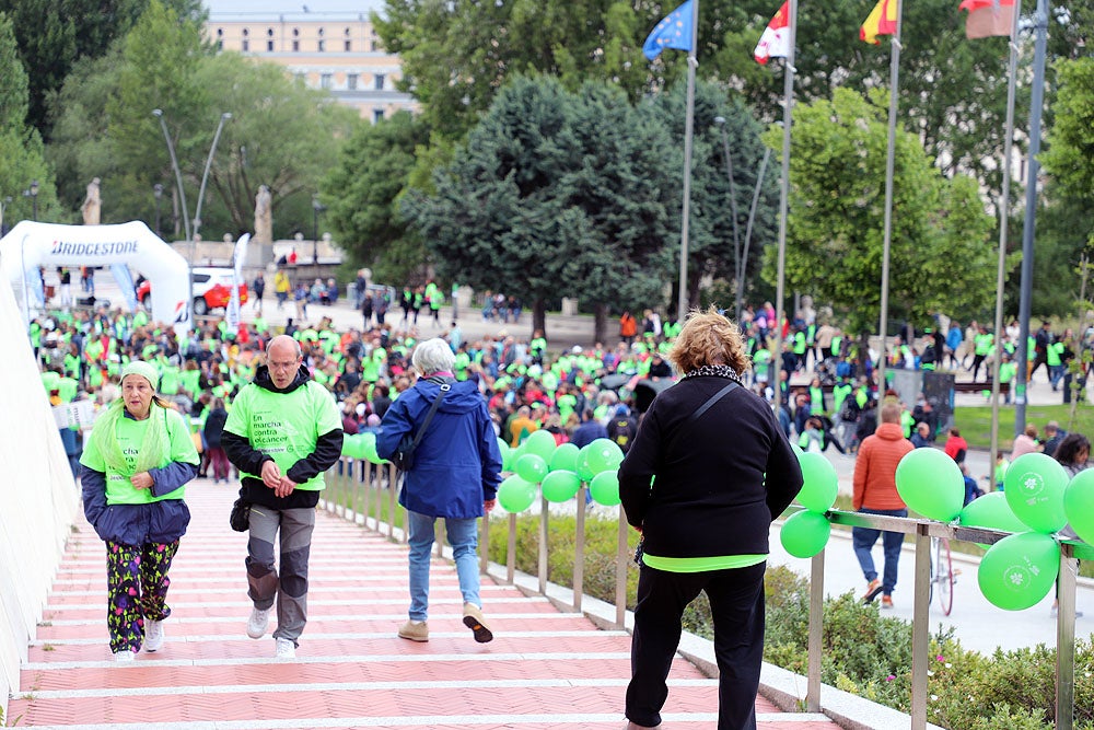 Más de 5.000 burgaleses marchan contra el cáncer