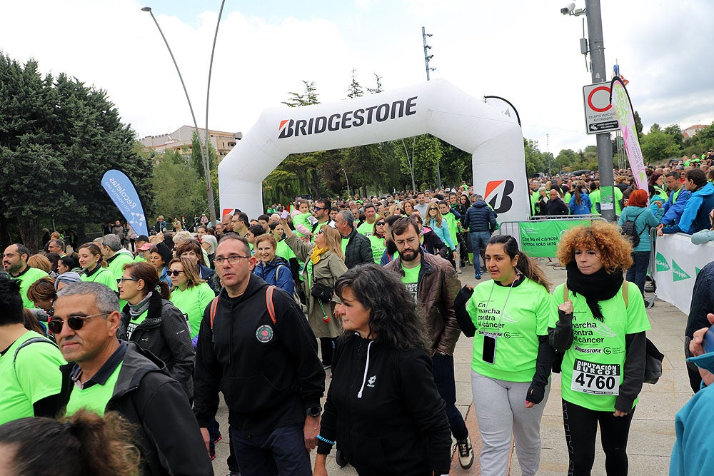 Más de 5.000 burgaleses marchan contra el cáncer