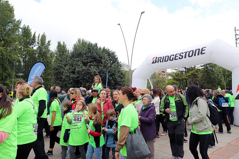 Más de 5.000 burgaleses marchan contra el cáncer