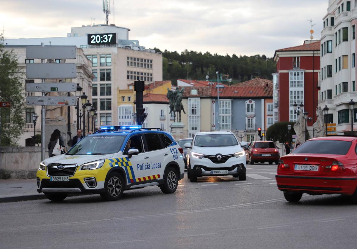 Coche de la Policía Local de Burgos.