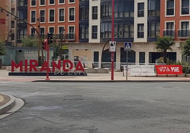 La JEZ obliga a Miranda Gana a retirar sus carteles y emblemas.