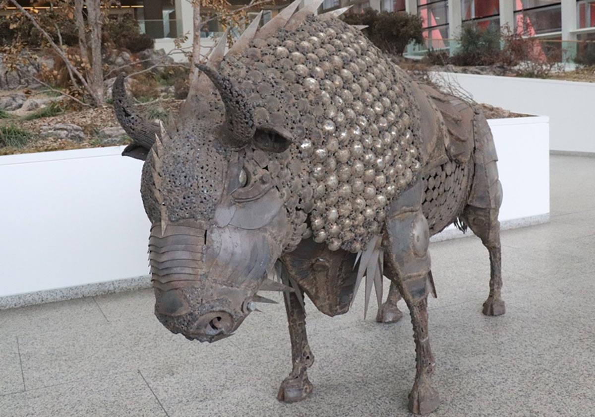 La nueva escultura del artista Cristino Díez.