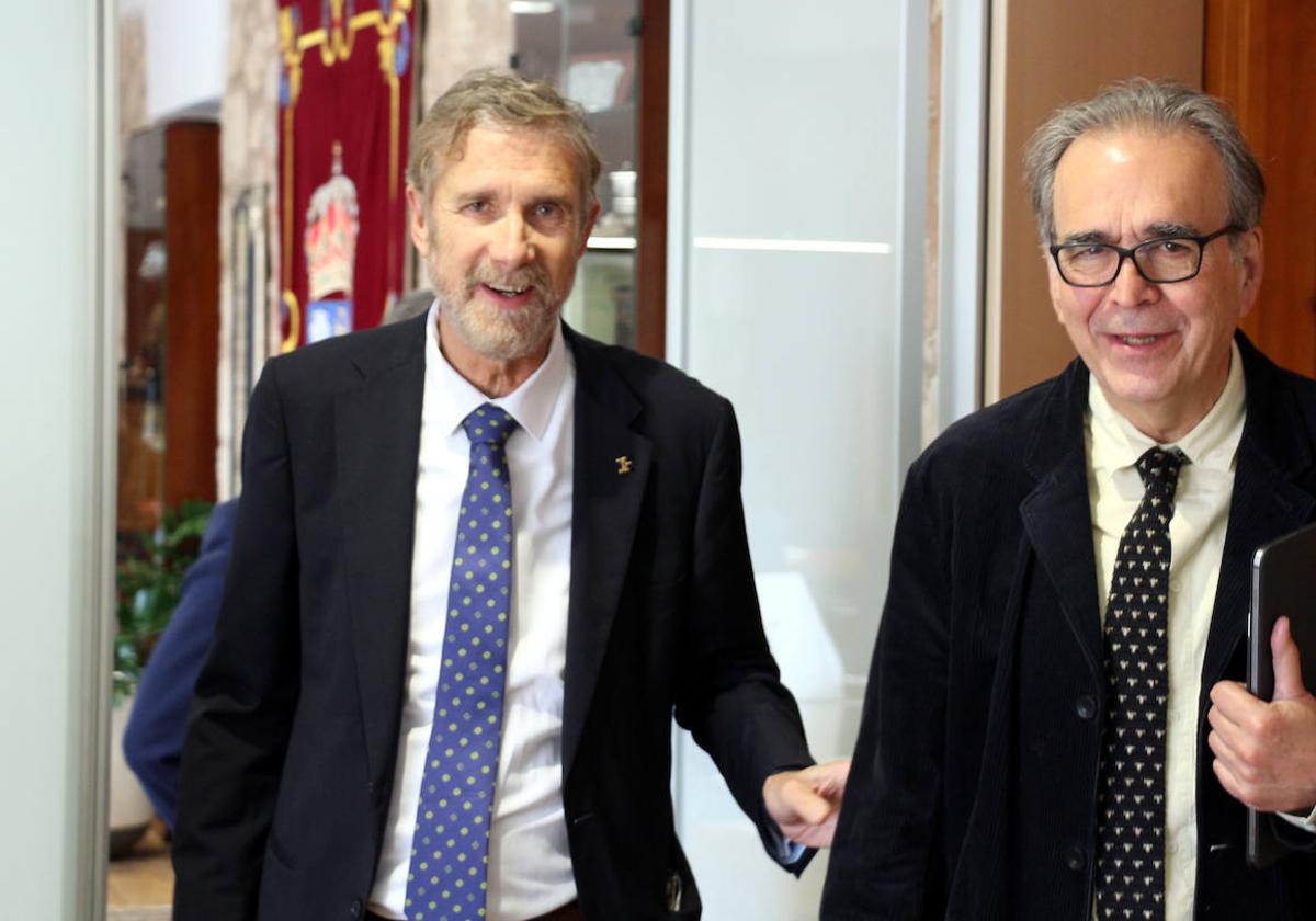 Manuel Pérez Mateos, rector de la Universidad de Burgos (izq.) junto a Joan Subirats, ministro de Universidades.