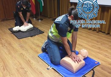 Auxilian a una mujer que estaba sufriendo un ictus en su casa de Burgos