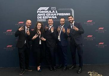 Los cortadores de jamón de Burgos, protagonistas en el Paddock de Montmeló