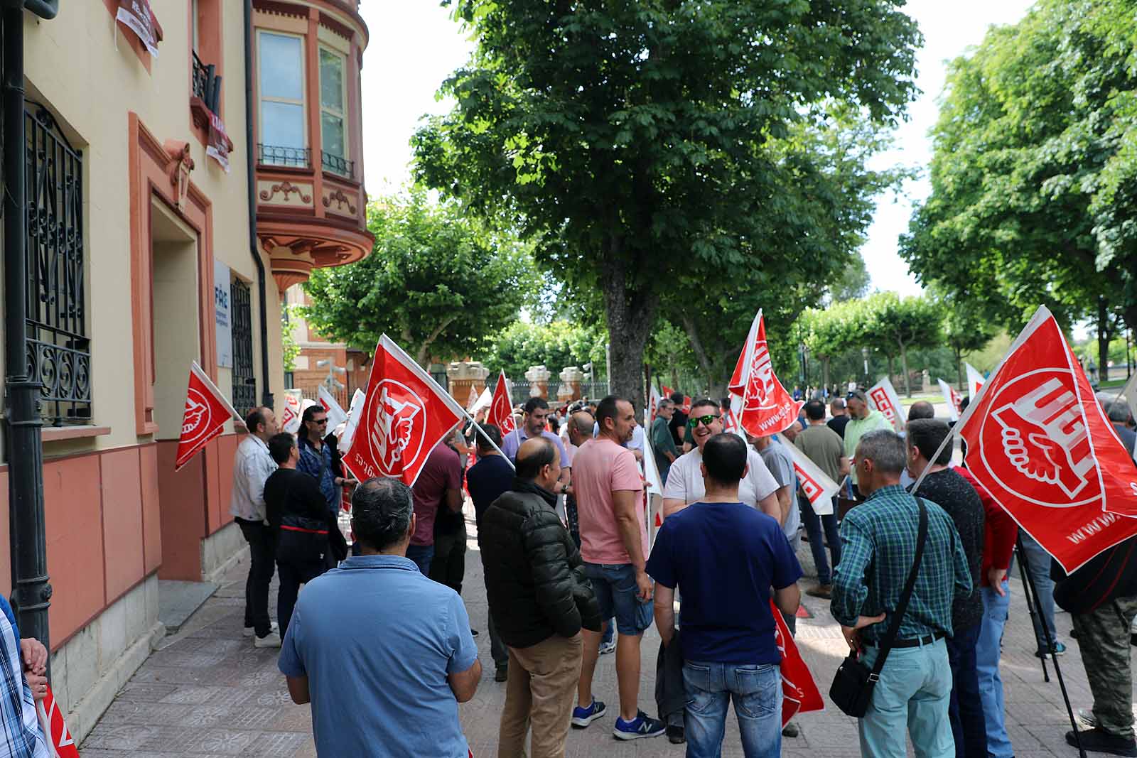 El metal protesta en las calles por su nuevo convenio