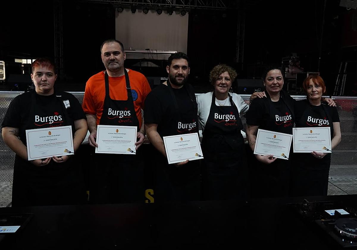 Los profesionales que han logrado clasificarse para la final provincial durante el concurso celebrado hoy en Miranda de Ebro.